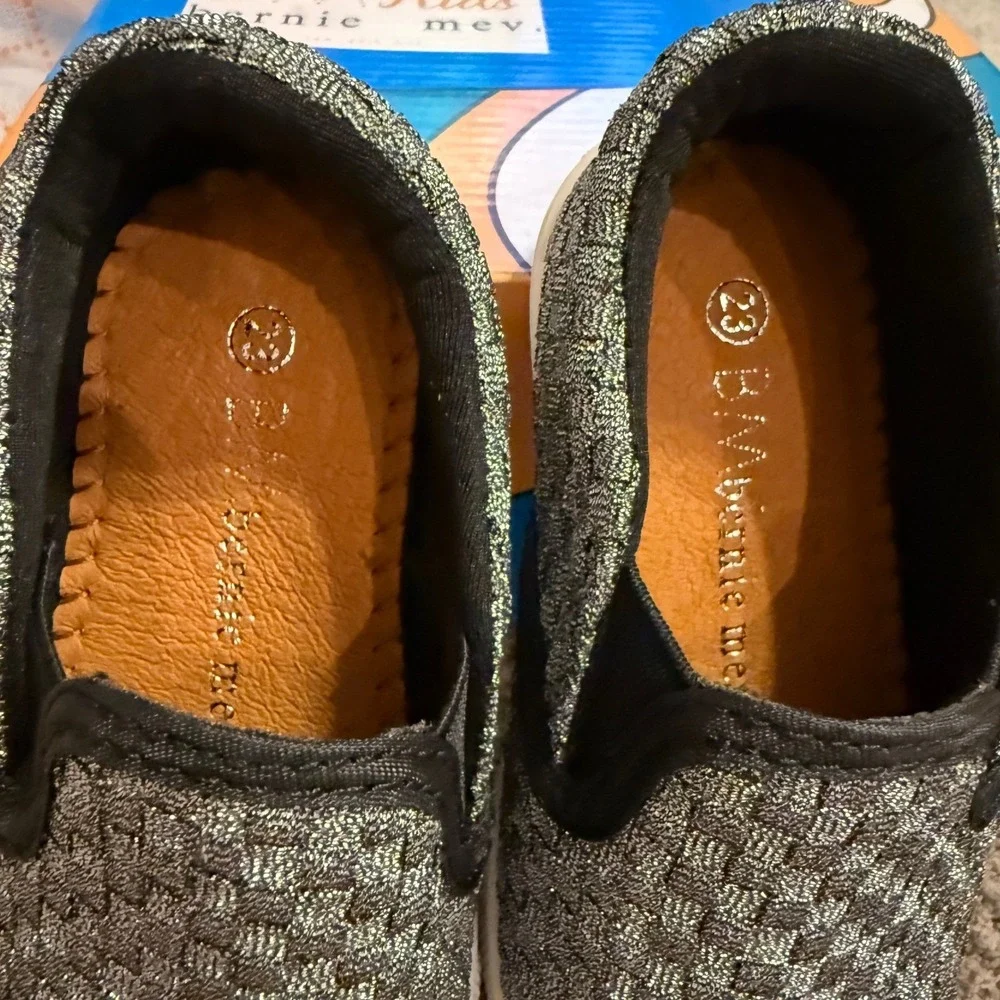 Bernie Mev Kids Silver Metallic Elastic Slip On Sneakers Size 23 EU Toddler 7